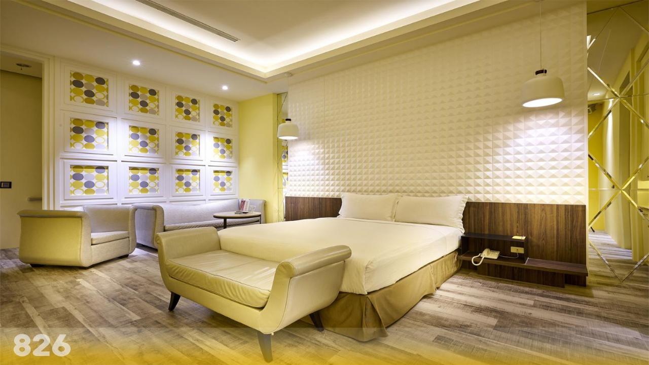 Wehome Motel Тайнань Экстерьер фото