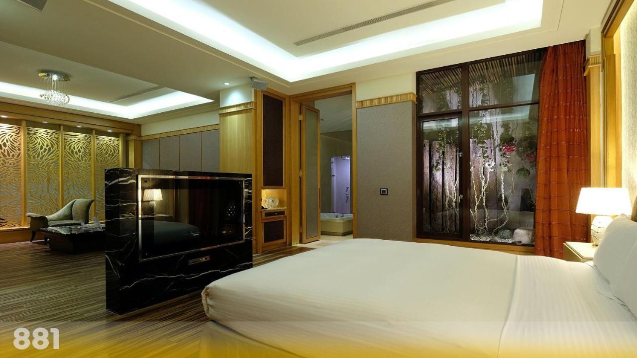 Wehome Motel Тайнань Экстерьер фото