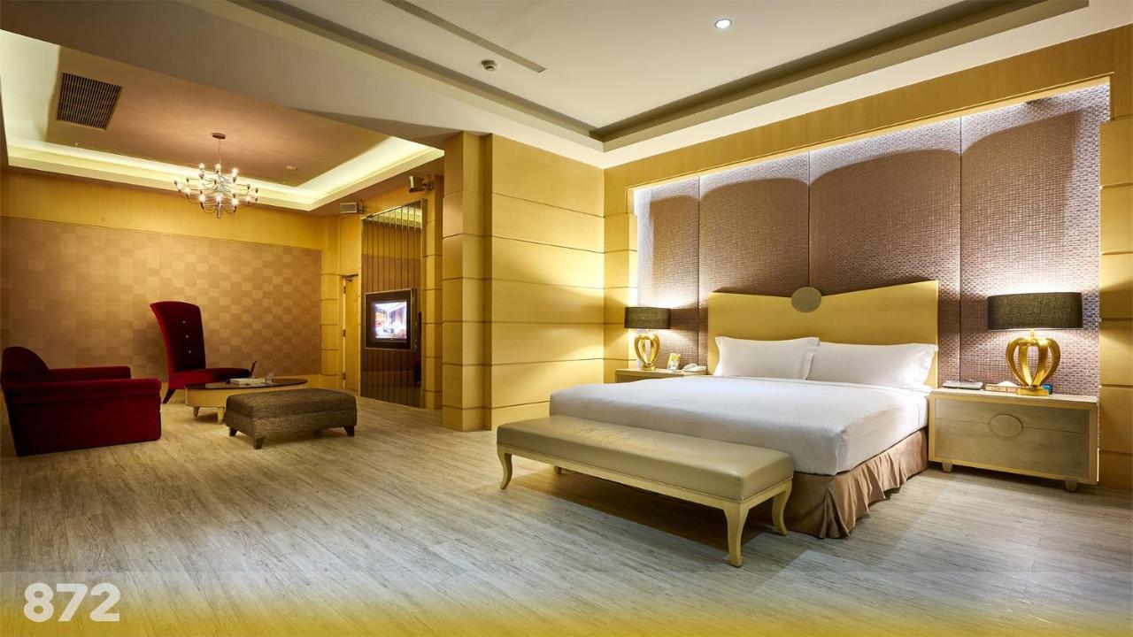 Wehome Motel Тайнань Экстерьер фото