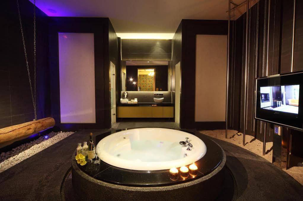Wehome Motel Тайнань Экстерьер фото